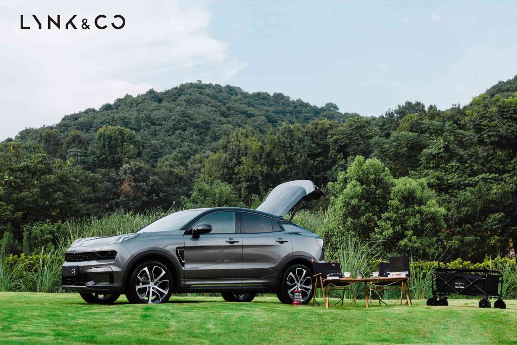 Lynk & Co 05 | Các Phiên Bản – Giá Lăn Bánh – Thông Số